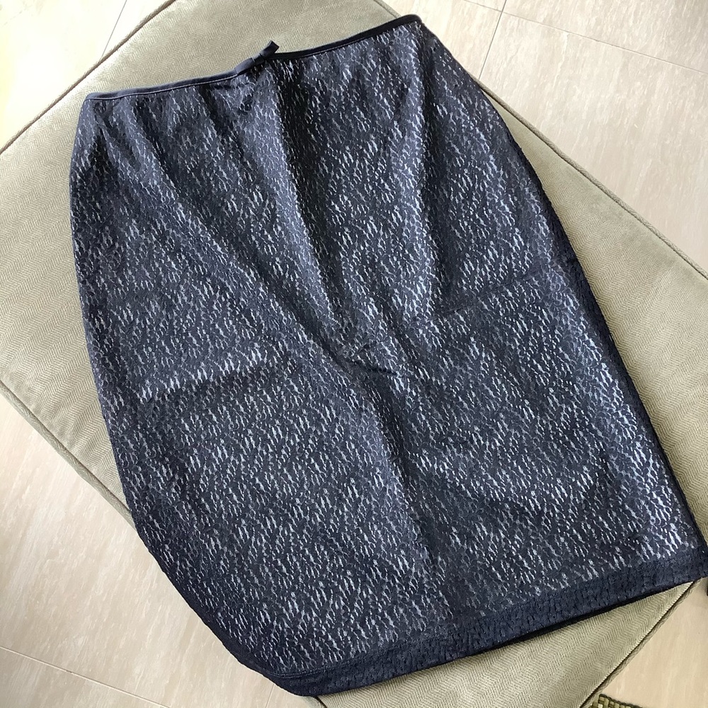 NWOT Black Side ZIP Pencil Skirt